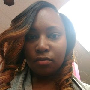 Meet your Posher, Sharmaine